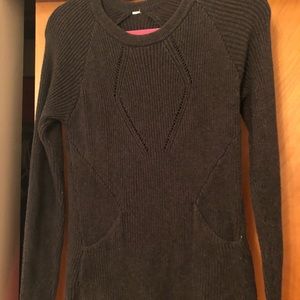 Lululemon pull over sweater